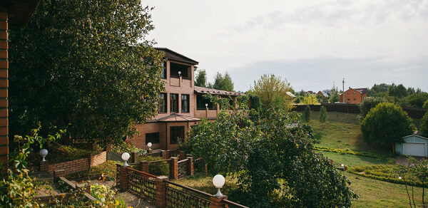 Cottage outside the city for recreation and events
