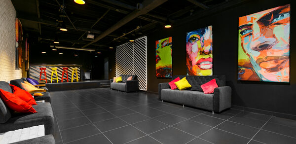 Loft in Novosibirsk with the full effect of a nightclub