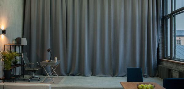 Mirseliz Лофт в серых тонах