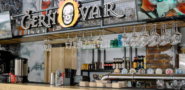 Бар Cernovar