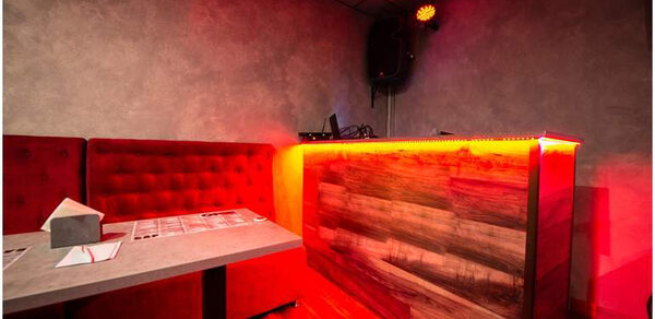 One Bar (Уан Бар). Оборудованный лофт