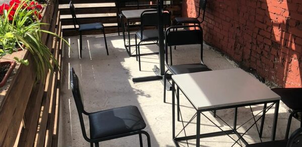 Лофт с панорамными окнами и верандой