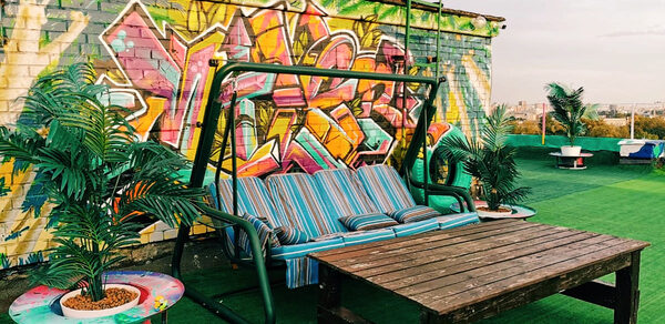 Лофт в стиле унца-унца с выходом на крышу