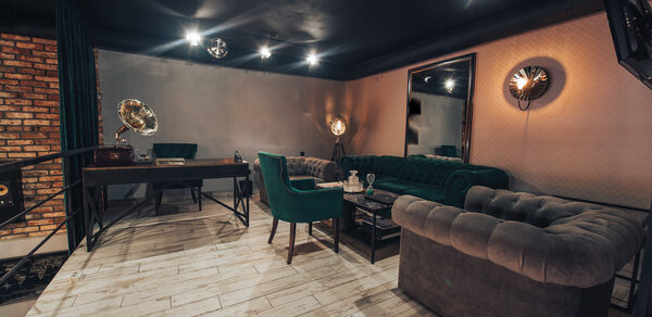 Стилизованный лофт с граммофоном