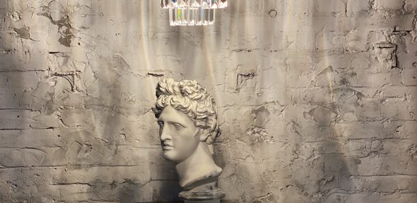 SoldOut Lофт. Лофт-пространство с панорамными окнами