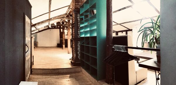 Roof Hooty Place Лофт-мансарда