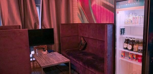 Арт-пространство с отдельным входом и барной стойкой