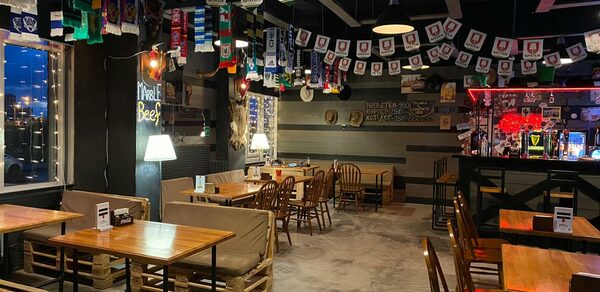 Бар под закрытие в стиле дикого запада