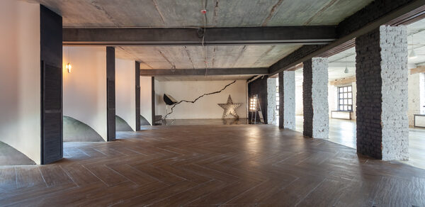 Лофт с белоснежными арками