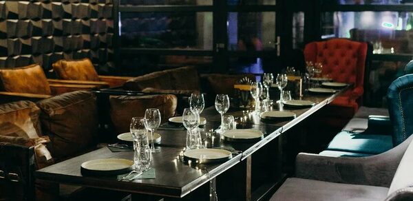 Двухуровневый праздничный лофт с танцполом