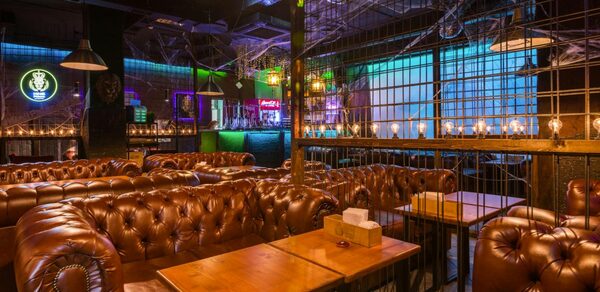 King Palace King Palace Лаунж-бар с кожаными диванами