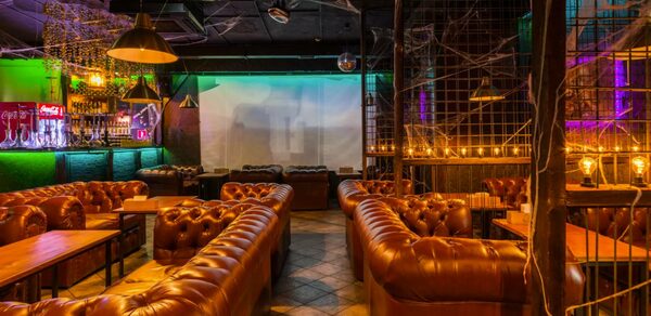 King Palace King Palace Лаунж-бар с кожаными диванами