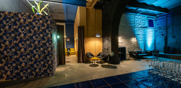 Дизайнерский лофт с высокими потолками