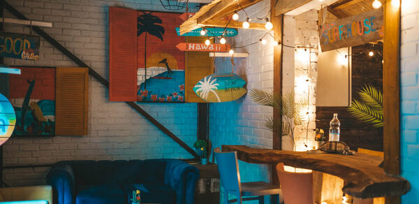 Surf House (Сёрф Хаус). Двухуровневая тематическая студия