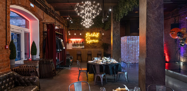 Лофт с уникальным интерьером в историческом здании