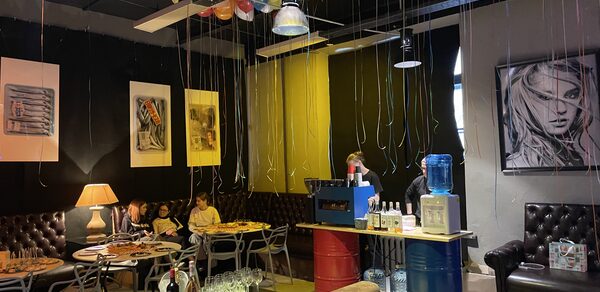 Linza зал со сценой