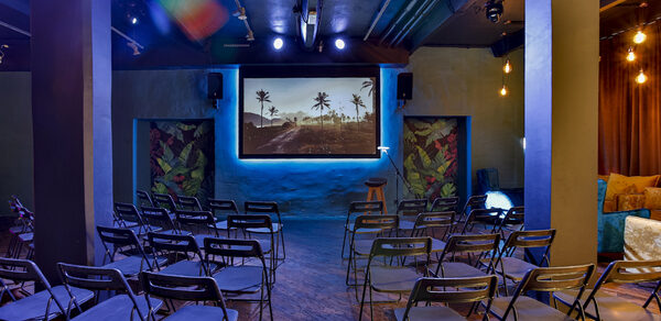 Тропический лофт с играми