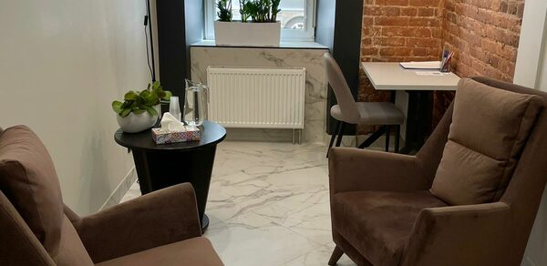 Статский Советник. Комната для консультаций 