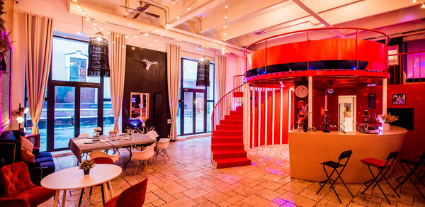 Басманный двор. Digital Brothers Двухуровневый лофт