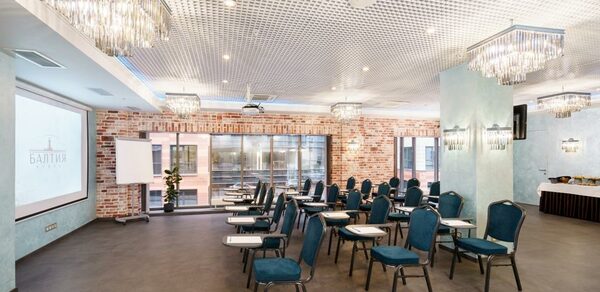 Конференц-зал с соверменным дизайном в отеле