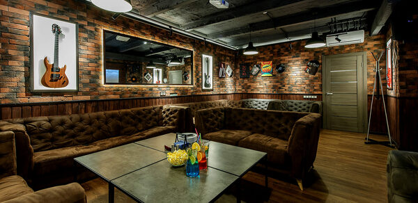 Party Hard. Хард рок. Лофт-зал в стиле Рок-н-ролл