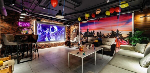 Party Time (Пати Тайм). Лофт в пляжном стиле