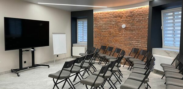 Статский Советник. Конференц-зал на 45 человек