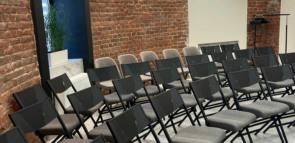 Статский Советник. Конференц-зал на 45 человек