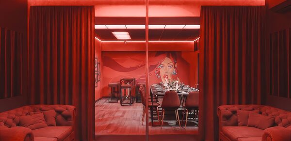 ИглуБар. Bad girl. Тёмный лофт-зал в красных оттенках 