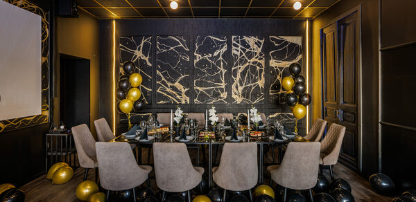 ИглуБар. Black Antique. Стильный лофт в тёмных тонах