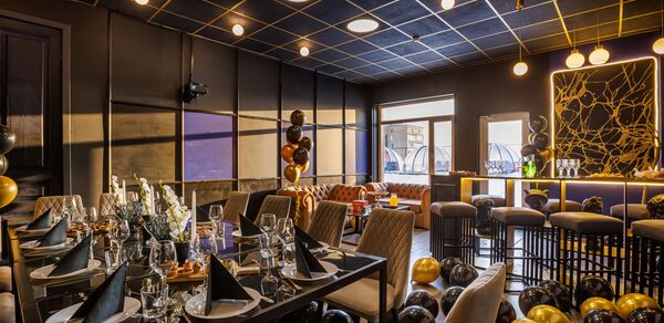 ИглуБар. Black Antique. Стильный лофт в тёмных тонах