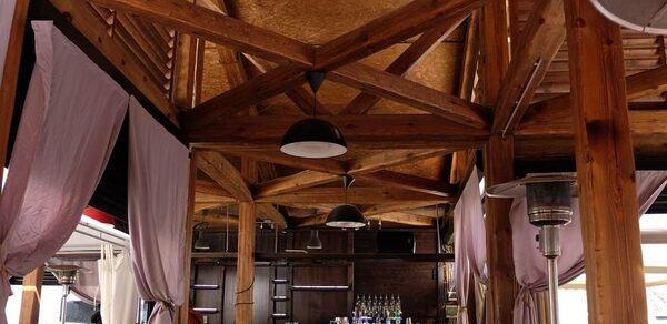 Летняя терраса в центре города