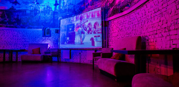 Царский лофт. Круглый лофт со светомузыкой 