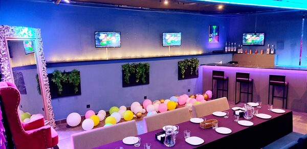 Лофт для проведения мероприятий с караоке в Казани