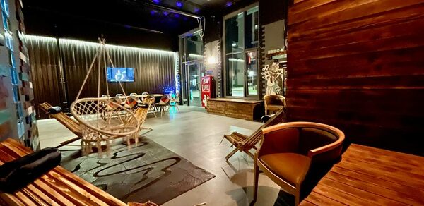 Мафия-Лаунж Уютный лофт-зал с отдельным входом