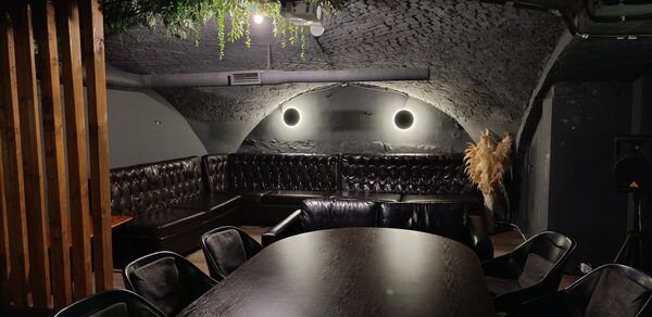 Отдельный зал в лофте