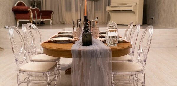 Brooklyn Loft Зал с панорамными окнами в пол