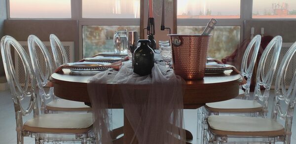 Brooklyn Loft Зал с панорамными окнами в пол