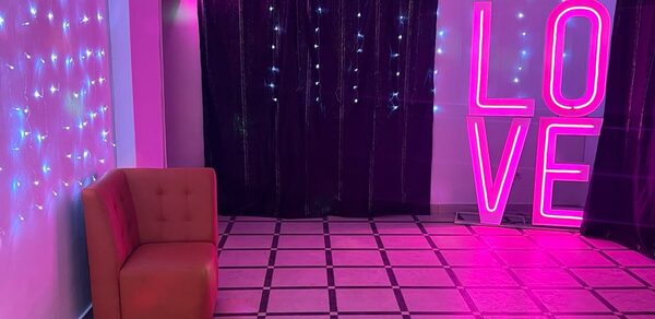 Lv Loft. NEON LOUNGE Неоновый лофт-зал на Сходненской