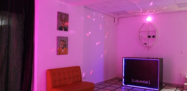 Lv Loft. NEON LOUNGE Неоновый лофт-зал на Сходненской