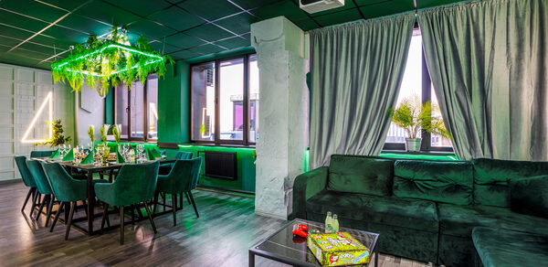 Гринвуд. Мраморный лофт-зал