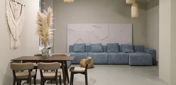 Wow Place Loft. Mr.Boho (Вау Плэйс Лофт. Мистер Бохо). Светлый лаунж-зал