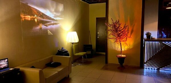 Loft Зазеркалье. Веранда. Лофт в теплых тонах