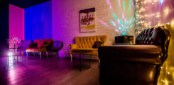 Лофти. Lofty. Яркий лофт для вечеринок