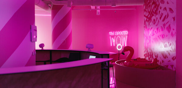 Wow Place Loft. Mr. Pink. Розовый лофт для вечеринок