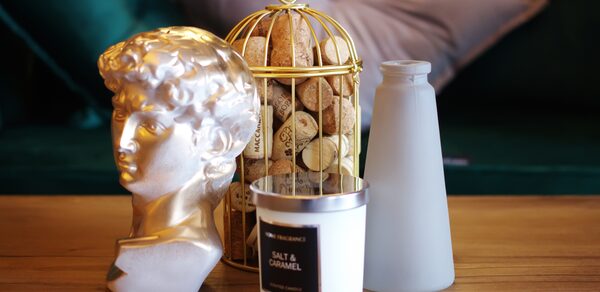 Wood. Яркий и уютный лофт