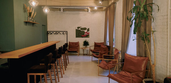 Светлый лофт с фотозоной