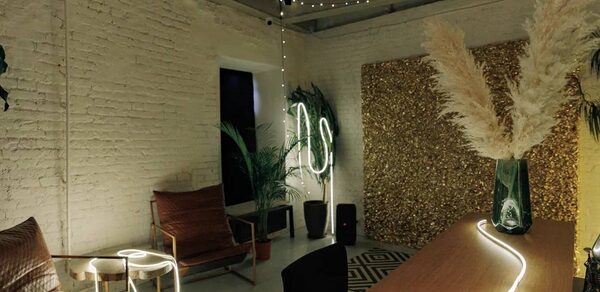 Светлый лофт с фотозоной