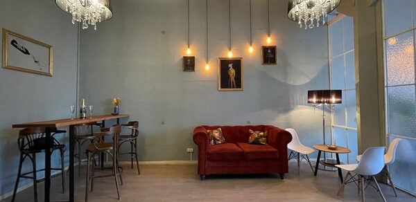 Art loft Зонированное яркое пространство