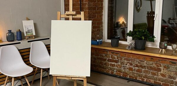 ARTLOFT (Артлофт). Зонированное яркое пространство